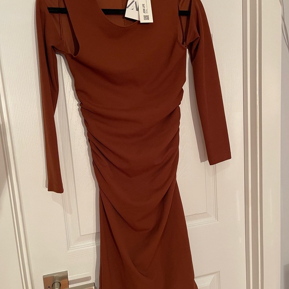 Zara ruched cut out dress NWT size S - Picture 5 of 6